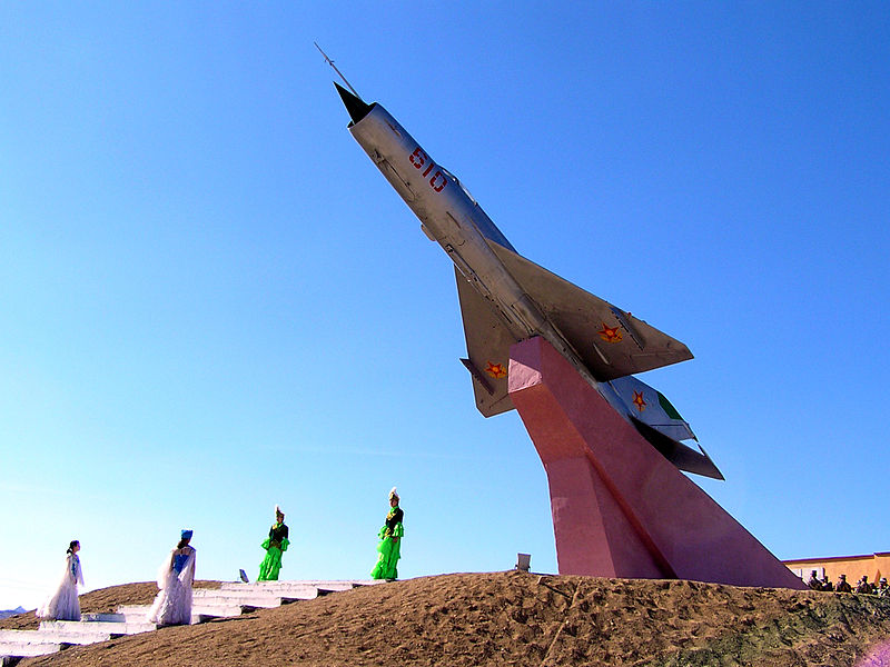 Illustration for article titled The Many Monuments To Russia's Beloved MiG